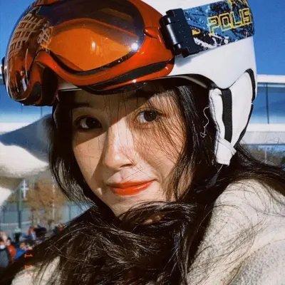 狂风飞絮